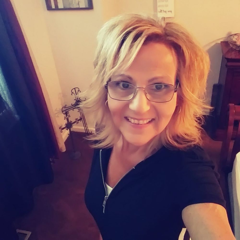 Meet your Posher, Rita